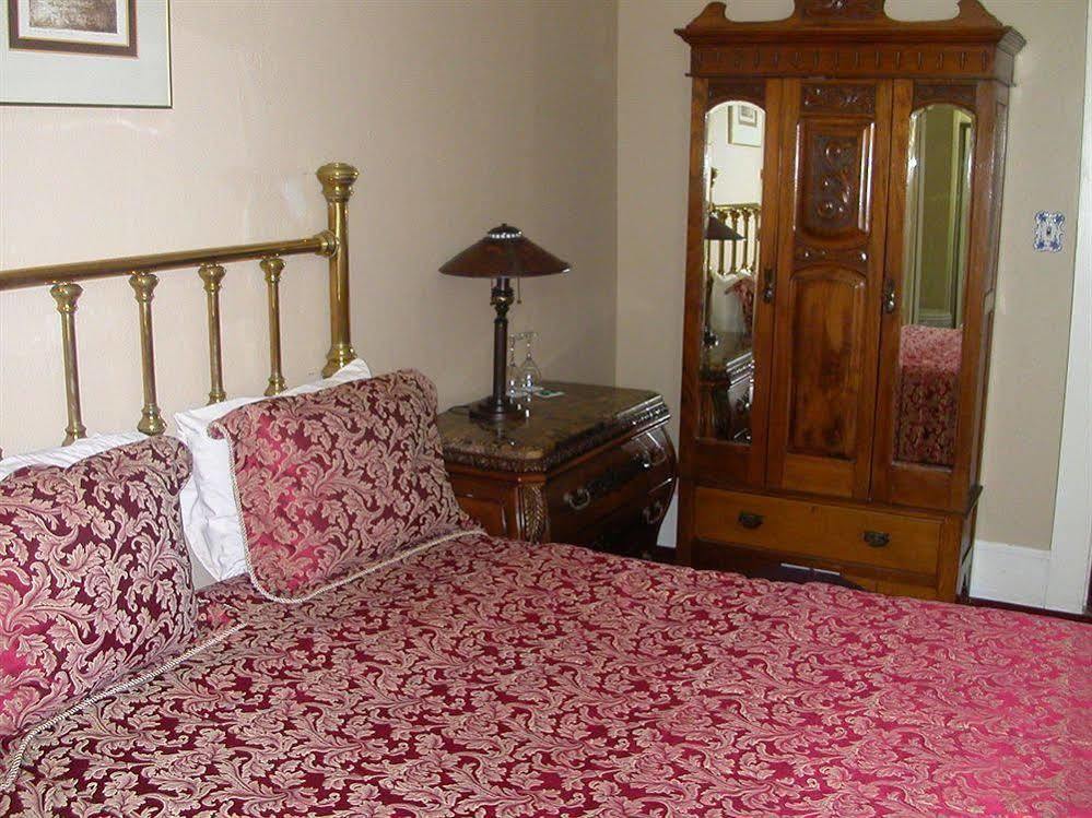 Hotel Сент-Хелина Экстерьер фото